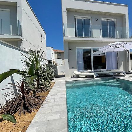 Belle Villa Contemporaine Piscine Privee Empuriabrava Bagian luar foto