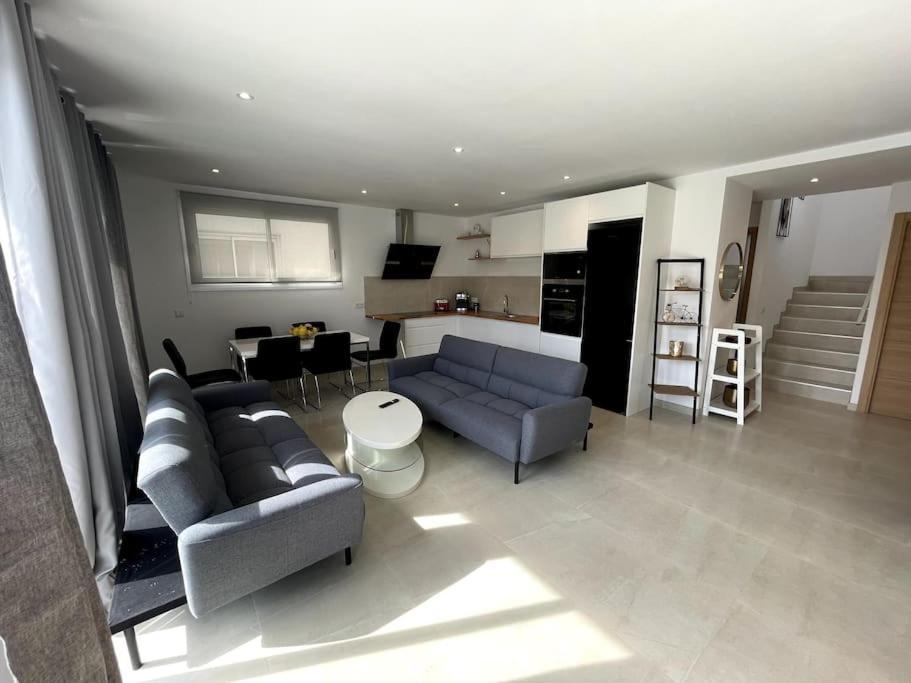 Belle Villa Contemporaine Piscine Privee Empuriabrava Bagian luar foto