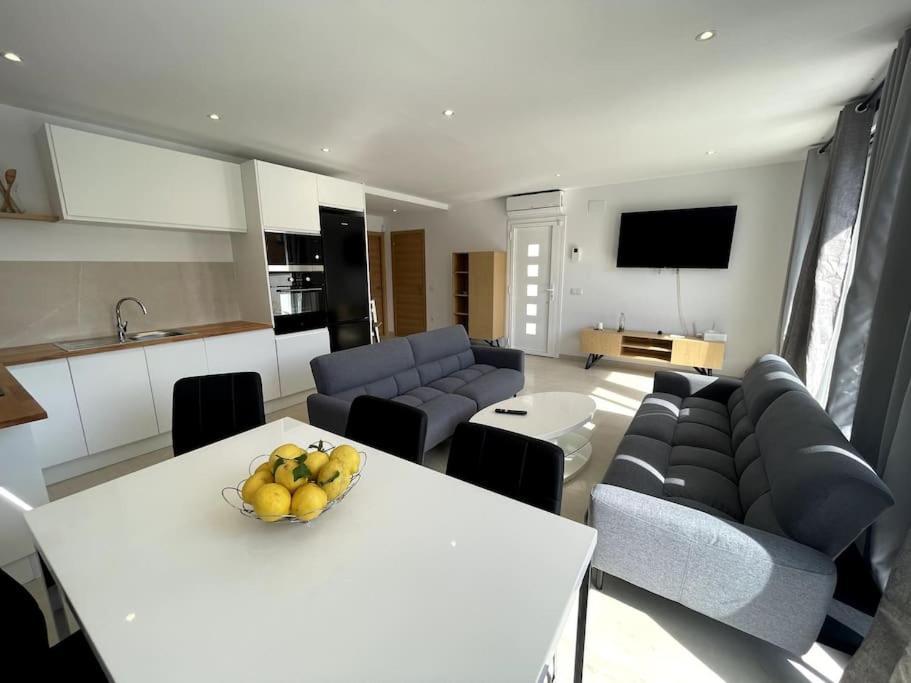 Belle Villa Contemporaine Piscine Privee Empuriabrava Bagian luar foto